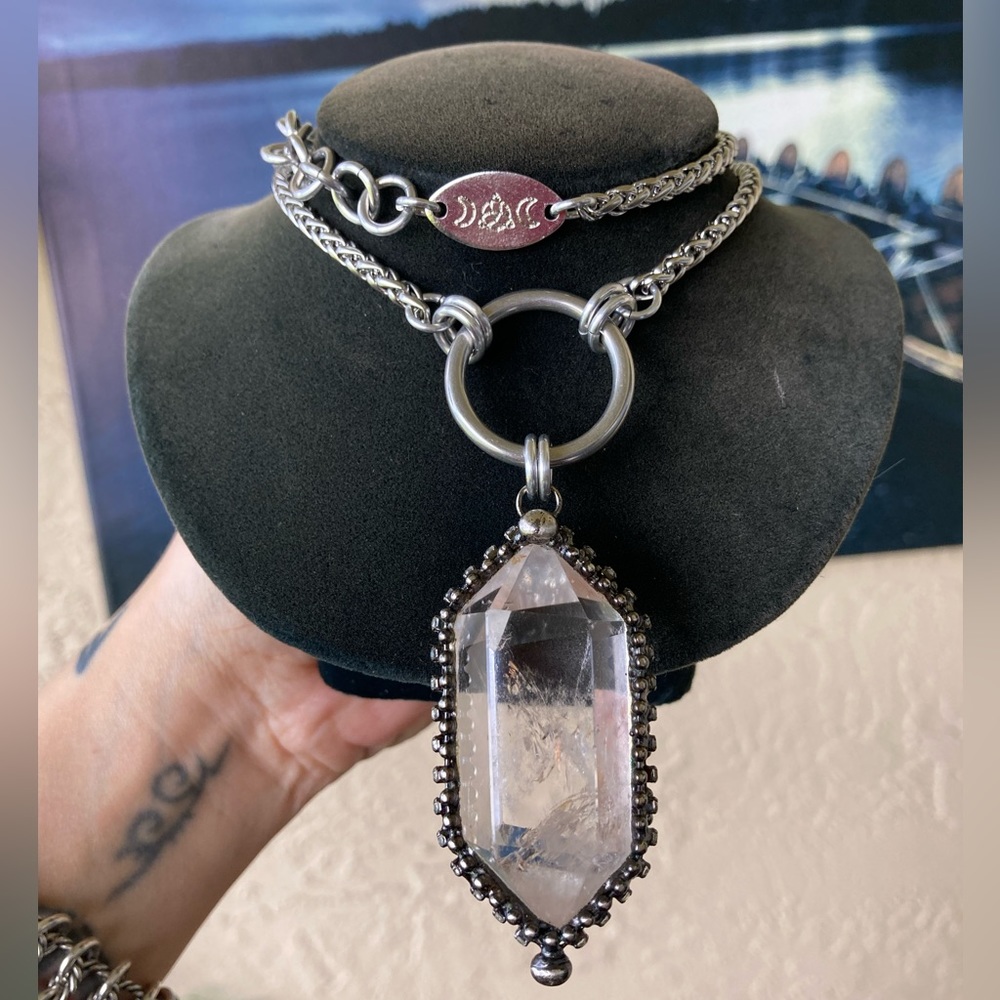 LONG chain BIG 2.5 inch Crystal quartz black electroplated boho goth necklace - Picture 5 of 15